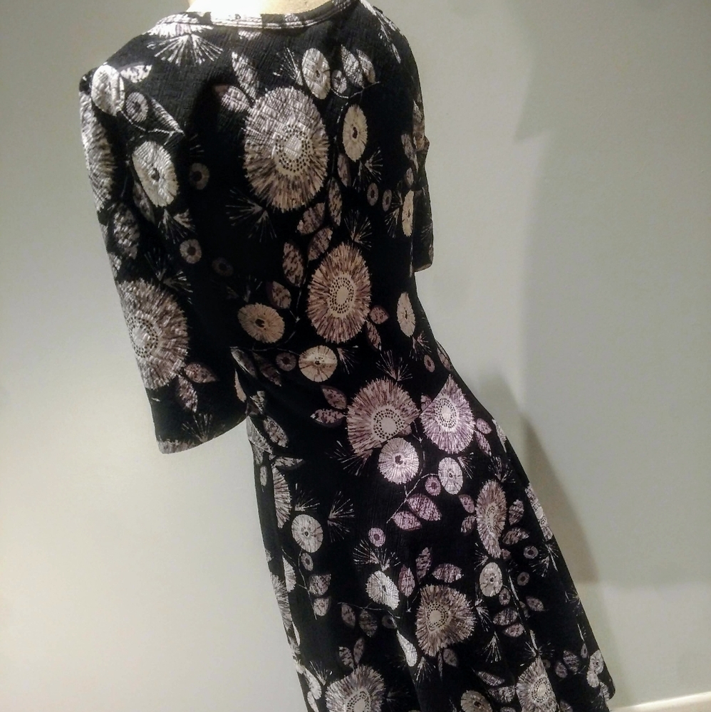 LuLaRoe Dress Nicole - Picture 5 of 6